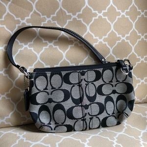 Used Coach mini shoulder bag/Wristlet navy blue